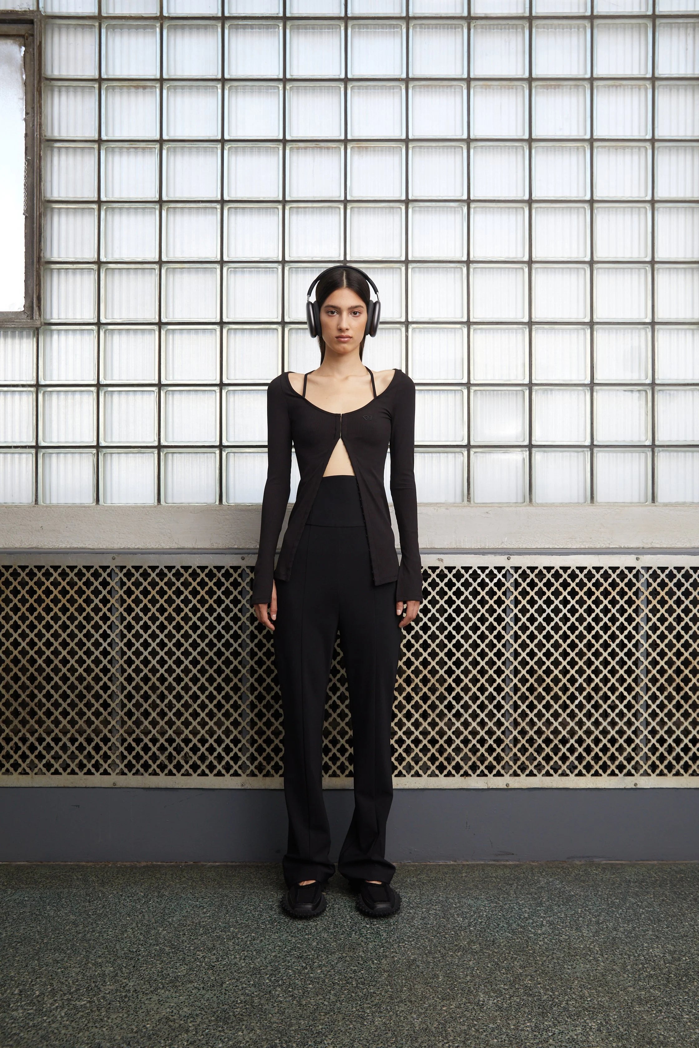 FIR© Hook & Eye Long Sleeve Top with Front Tie in Black